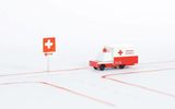 Drevené autíčko Candycar Ambulance Van, CLT-CND-E762