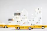 Drevené autíčko Candylab Toys Americana Taxi