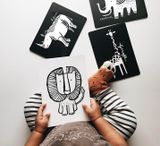Wee Gallery Čiernobiele karty: Animal Alphabet Cards