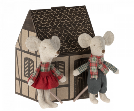 Maileg Myška malý brat a malá sestra Dvojičky v domčeku